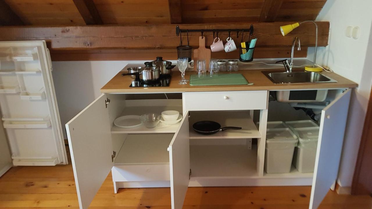 Golnik Pr'Simi Bed & Breakfast エクステリア 写真