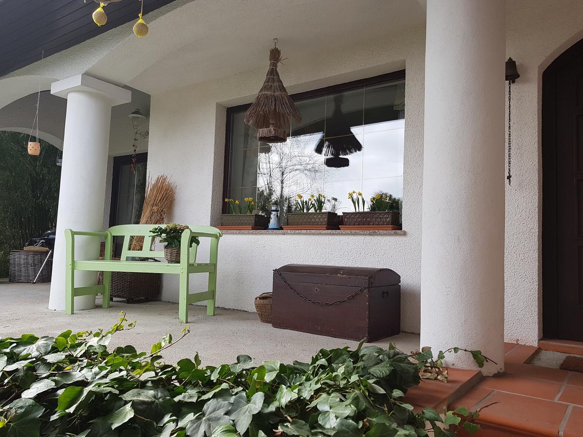 Golnik Pr'Simi Bed & Breakfast エクステリア 写真